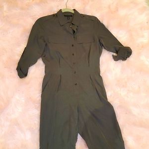 Banana republic army green jumpsuit size XS petite